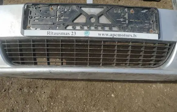 Fiat Punto (188) Front bumper lower grill