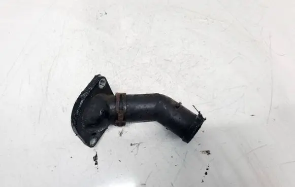 Volkswagen Golf Plus Engine coolant pipe/hose 06A121121C 038121121D