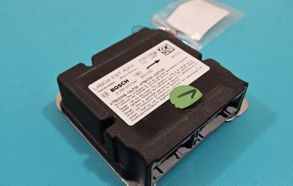 Fiat Doblo Airbag control unit/module 0285010547 IMPRK1417644
