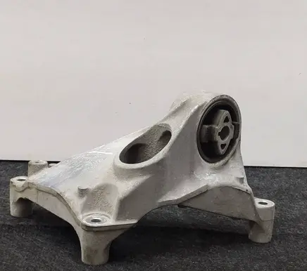 Tesla Model 3 Engine mounting bracket 109327850B