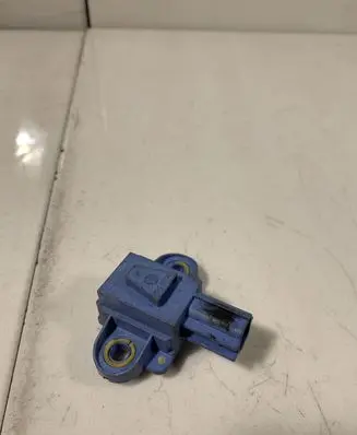 Volkswagen Golf V Airbag deployment crash/impact sensor 1K0955557A