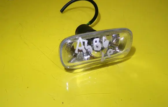 Audi A4 S4 B6 8E 8H Front fender indicator light 8E0949127