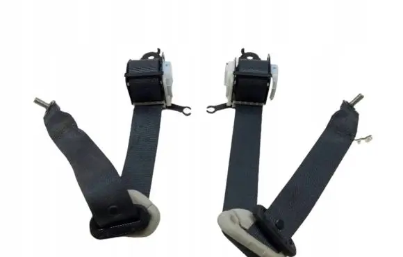 Subaru Outback Front seatbelt