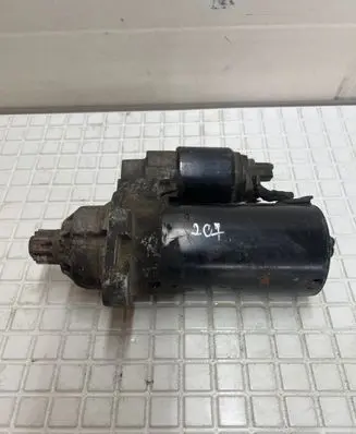 Volkswagen PASSAT B6 Starter motor 0001123014