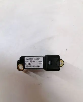 Audi A6 S6 C5 4B Airbag deployment crash/impact sensor 4B0959643B 0230600TE63K YE111000