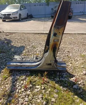 Volkswagen Arteon Pillar (middle) 