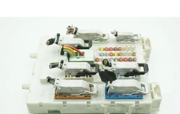 Volvo V40 Cross country Fuse box set 31394621