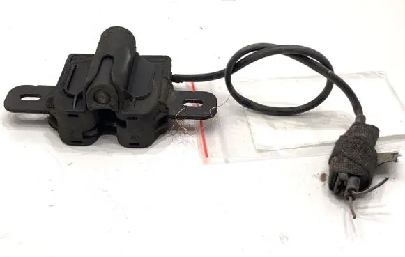 Volvo V40 Engine bonnet/hood lock/catch 