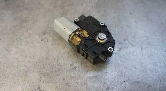 KIA Optima Sunroof motor/actuator KG36-85100 KH46-80001