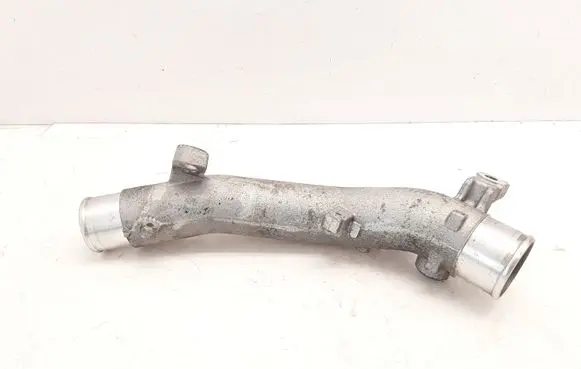 Toyota RAV 4 (XA40) Intercooler hose/pipe