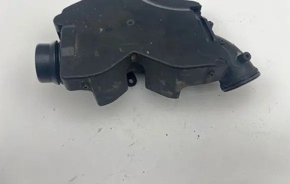 Mercedes-Benz E W212 Intake resonator 0112765B