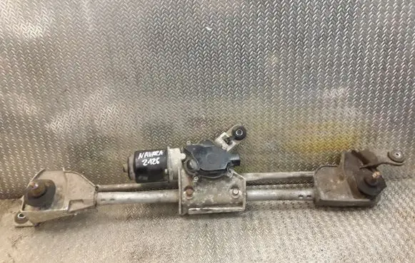 Nissan NP300 Front wiper linkage and motor