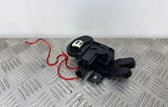 Alfa Romeo Giulia Tailgate/trunk/boot lock/catch/latch 3037075
