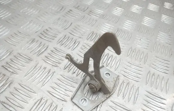 Volvo S70 V70 V70 XC Engine bonnet/hood lock/latch loop/hook 