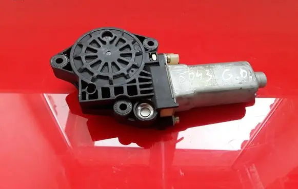 Hyundai Trajet Rear door window regulator motor NOCODE