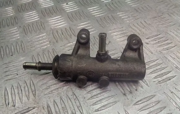 Opel Astra H Fuel pressure regulator 55203803