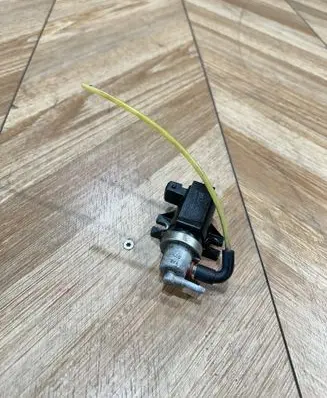 SsangYong Rodius Turbo solenoid valve 6655403797