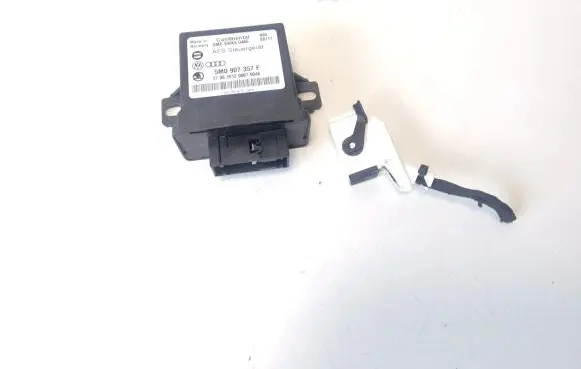 Volkswagen PASSAT B7 Light module LCM 5M0907357F