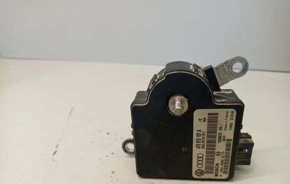 Audi A6 S6 C6 4F Power management control unit 4F0915181A