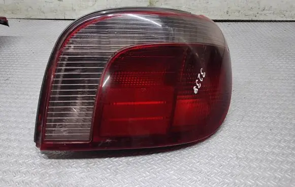 Toyota Yaris Rear/tail lights