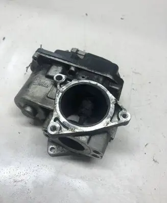Volkswagen Tiguan EGR valve 03L131501K 27610289