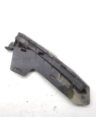 Volvo XC70 Front bumper mounting bracket 30796388