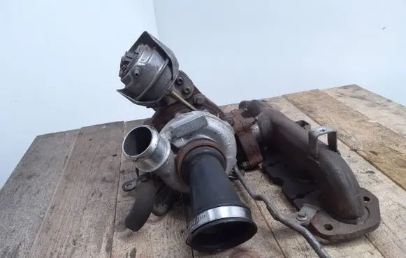 Ford Focus Turbo GTB1449VZ 9677063780 8064981