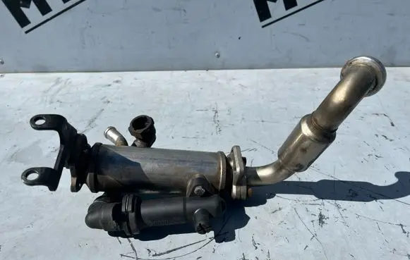 BMW 3 E90 E91 EGR thermostat 2247723