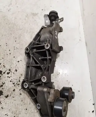 Generator/alternator bracket