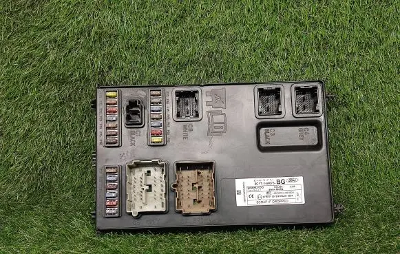 Ford Transit Power management control unit 8C1T14A073BG 5WK48947Q