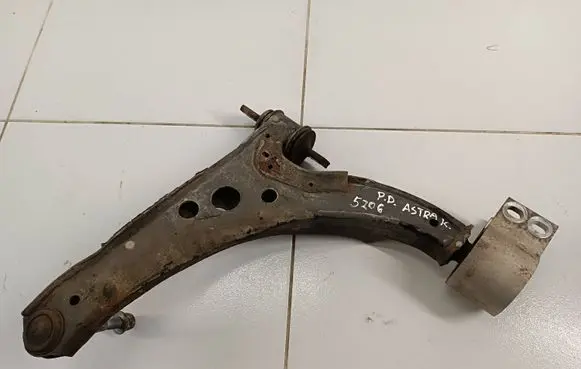 Opel Astra K Front lower control arm/wishbone 39001027 19011723020