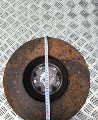 Mercedes-Benz E W213 Front brake disc A0004218700 A0004212212