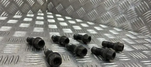 BMW 1 F20 F21 Nuts/bolts 