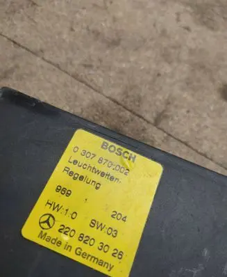 Mercedes-Benz S W220 Xenon control unit/module 2208203026