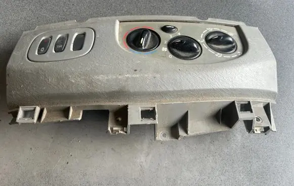 Opel Vivaro Climate control unit W964383F 06H47 PA63096F