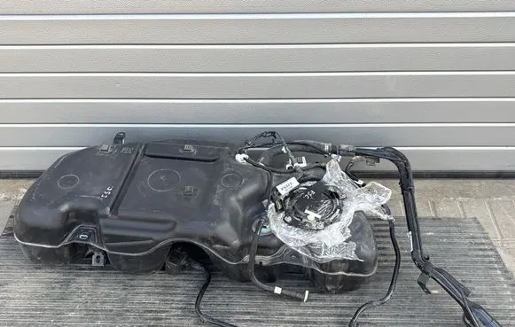 Ford Escape IV Fuel tank LX619P860RJ CX482