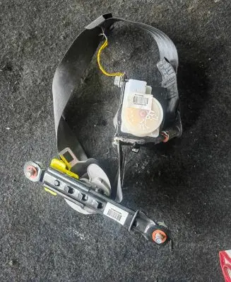 KIA Sportage Front seatbelt 888103U210