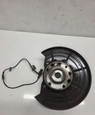 Opel Meriva B Front wheel hub 