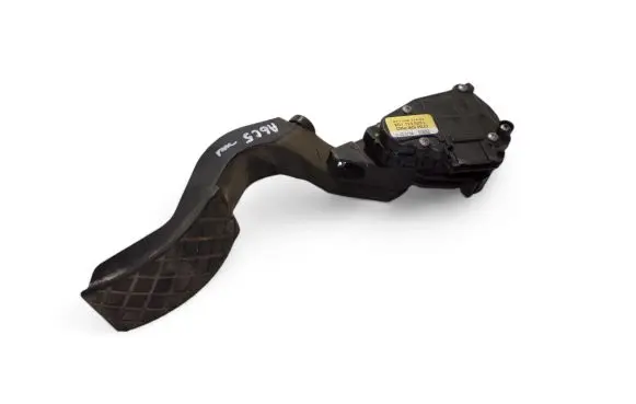 Audi A6 S6 C5 4B Accelerator throttle pedal 8D1723523L