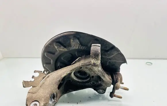 Volkswagen Touran III Front wheel hub 