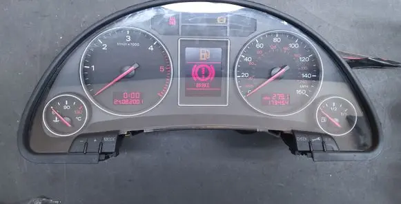 Audi A4 S4 B6 8E 8H Speedometer (instrument cluster) 8E0920950F 0263626022
