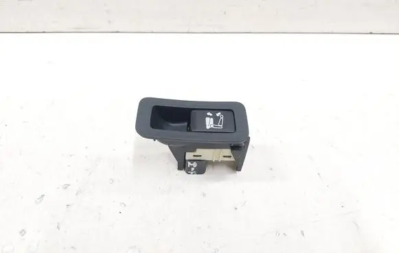 Mitsubishi Outlander Seat control switch 8610A048 1379THN