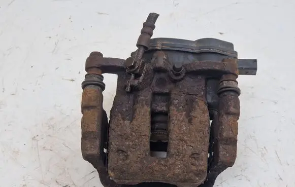 Land Rover Freelander 2 - LR2 Rear brake caliper 32337647C