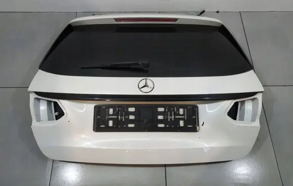 Mercedes-Benz C W205 Tailgate/trunk/boot lid