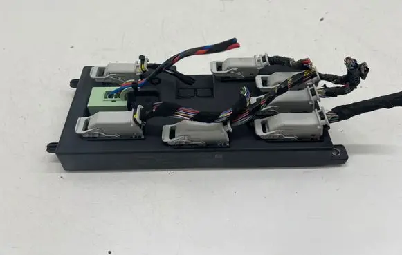 Land Rover Discovery 5 Central body control module HPLA14F041BG