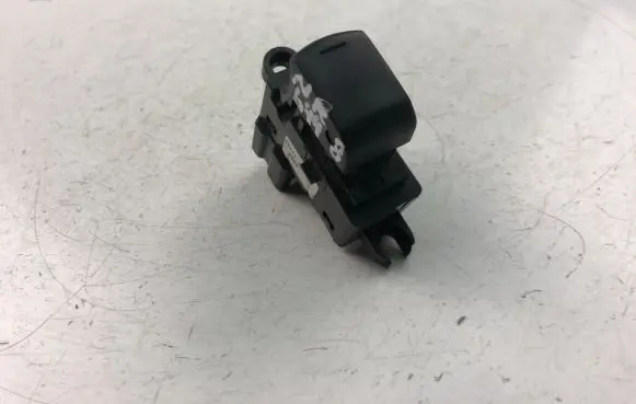 Nissan Qashqai Electric window control switch 25411JD000
