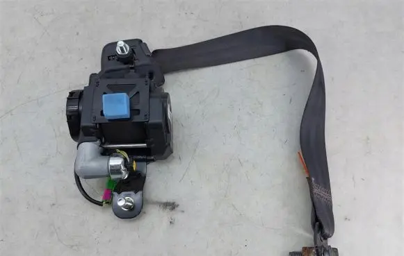 Chevrolet Aveo Front seatbelt