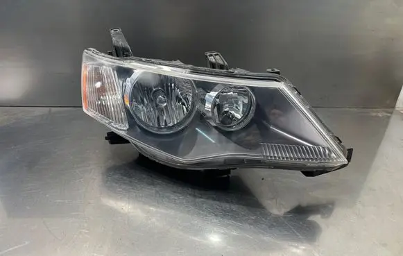 Mitsubishi Outlander Headlight/headlamp