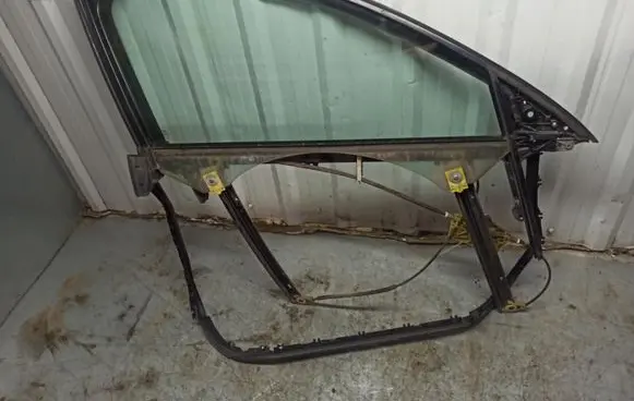 Audi A6 S6 C6 4F Front window lifting mechanism without motor 4F0837462A