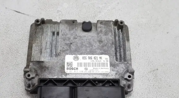 Volkswagen PASSAT B6 Engine control unit/module 03G906021NK